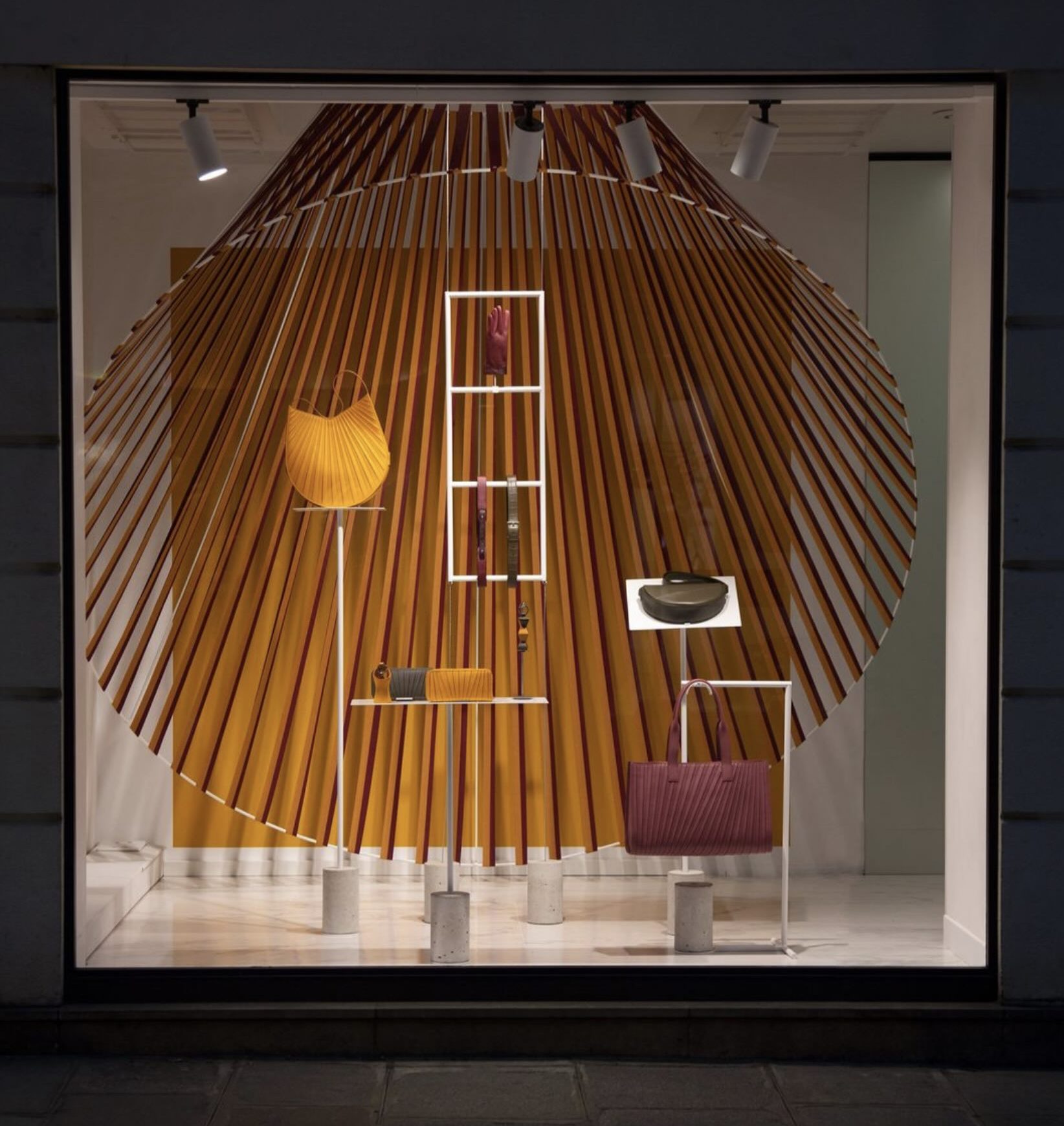 Rue Cambon Window